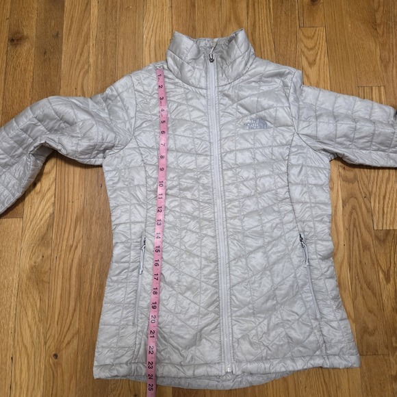 North Face Women's Thermoball Lightweight Everyday Casual Winter Jacket Silver S - Picture 8 of 13